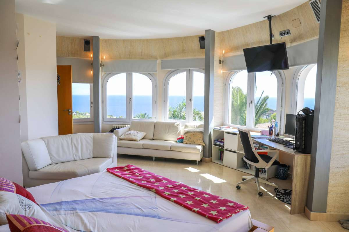 Property main view 70