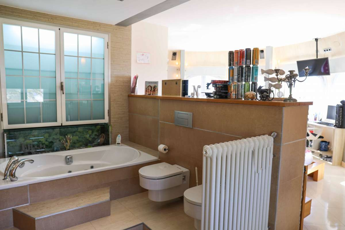 Property main view 75