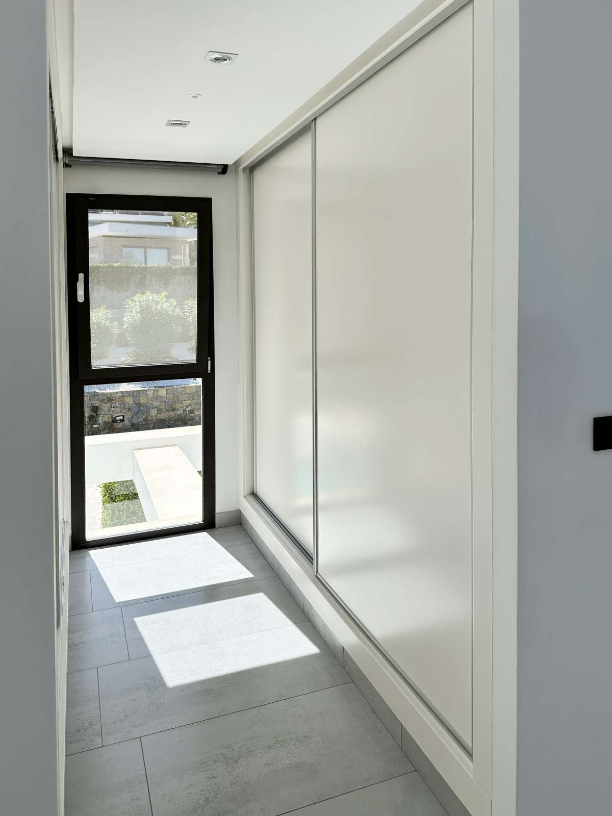 Property main view 60