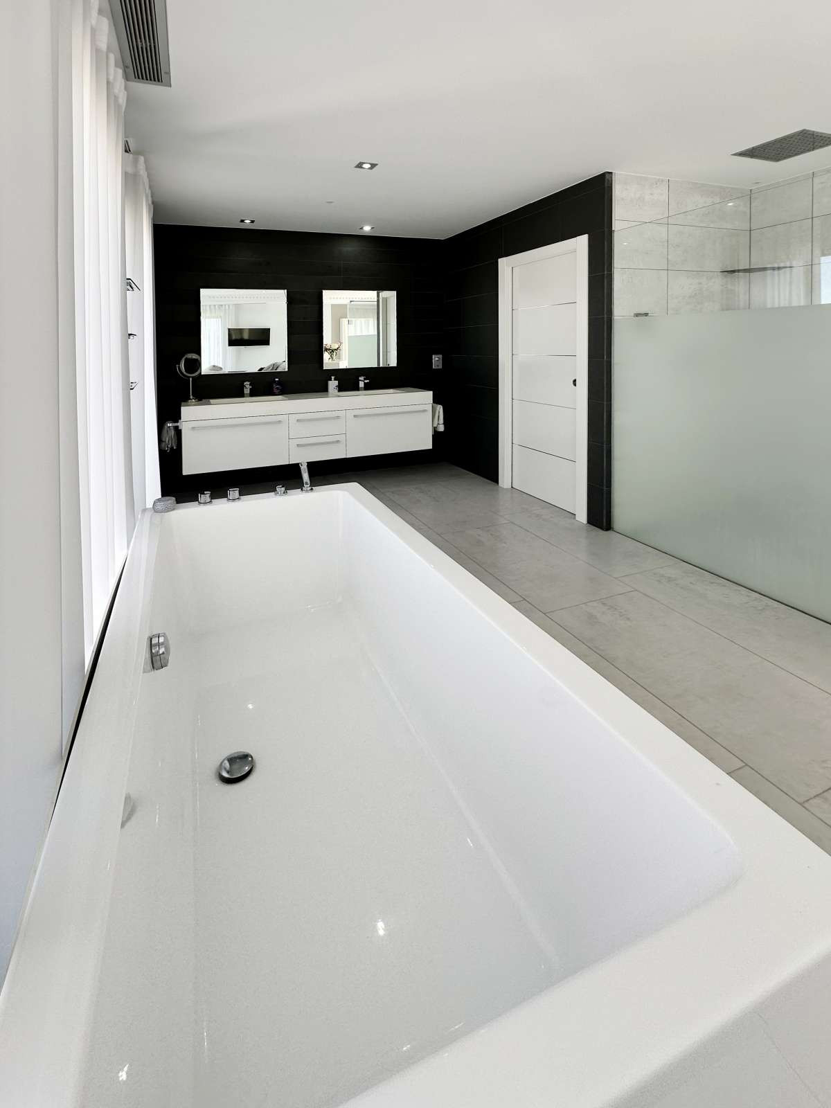 Property main view 78