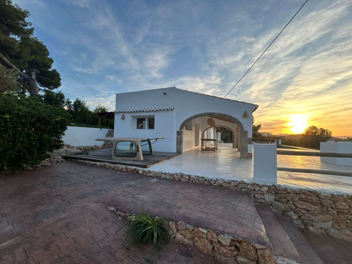 Vrijstaande Villa te koop in Javea | 5 slaapkamers H5236492