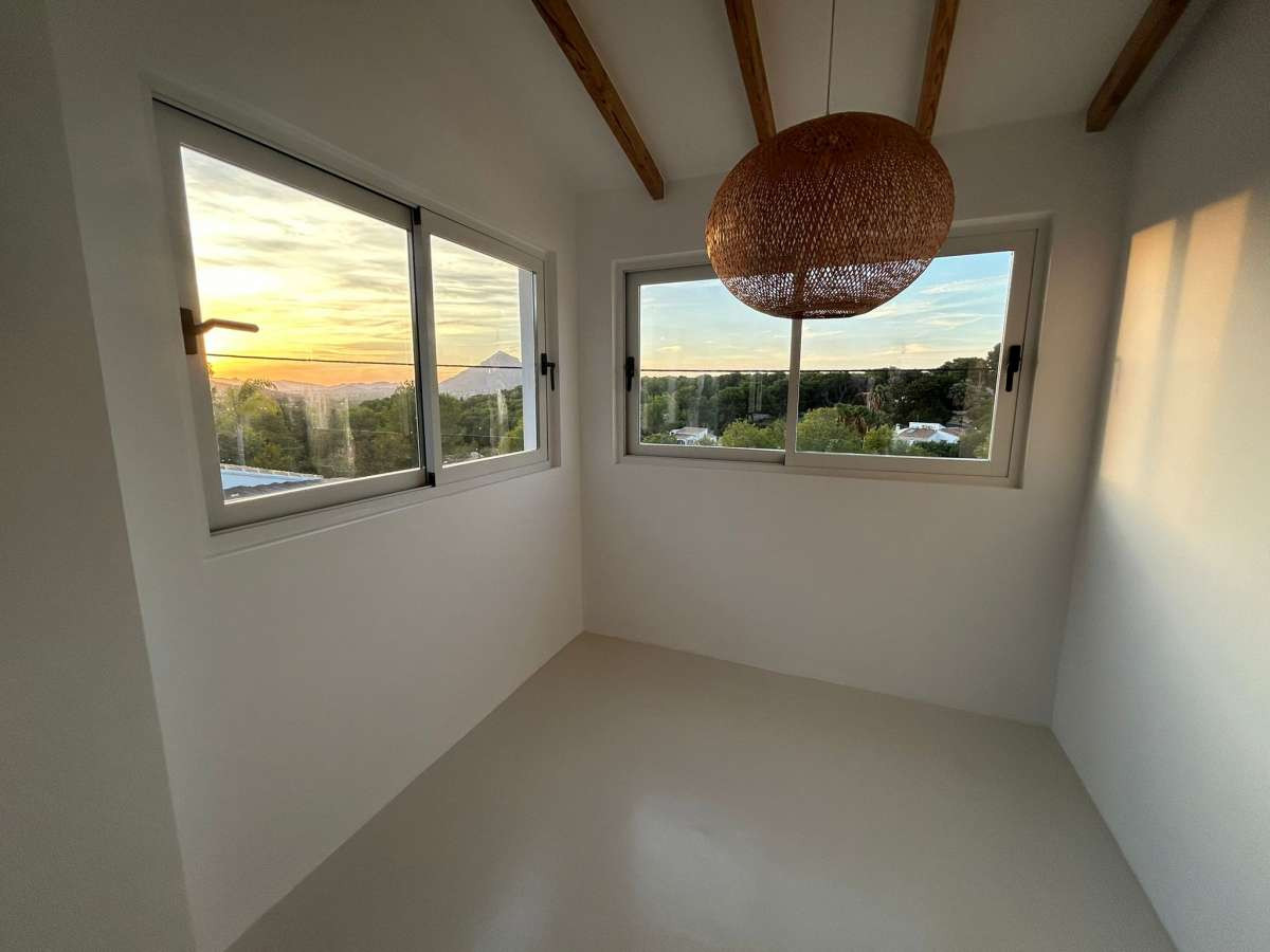 Vrijstaande Villa te koop in Javea | 5 slaapkamers H5236492