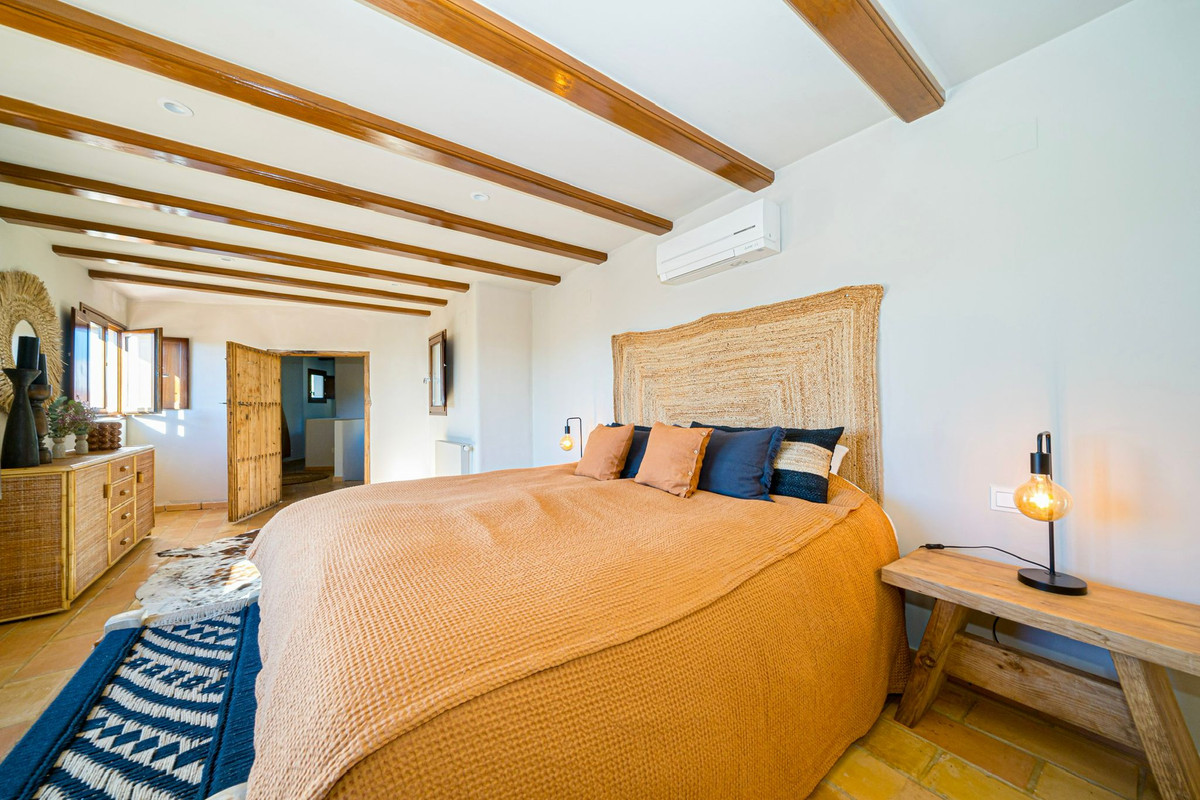 Vrijstaande Villa te koop in Javea | 5 slaapkamers H5261401