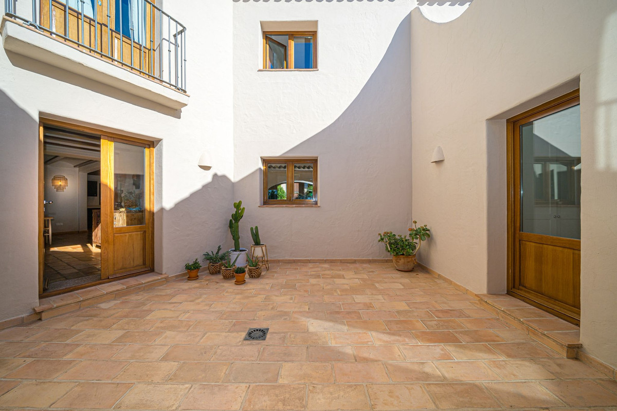 Vrijstaande Villa te koop in Javea | 5 slaapkamers H5261401