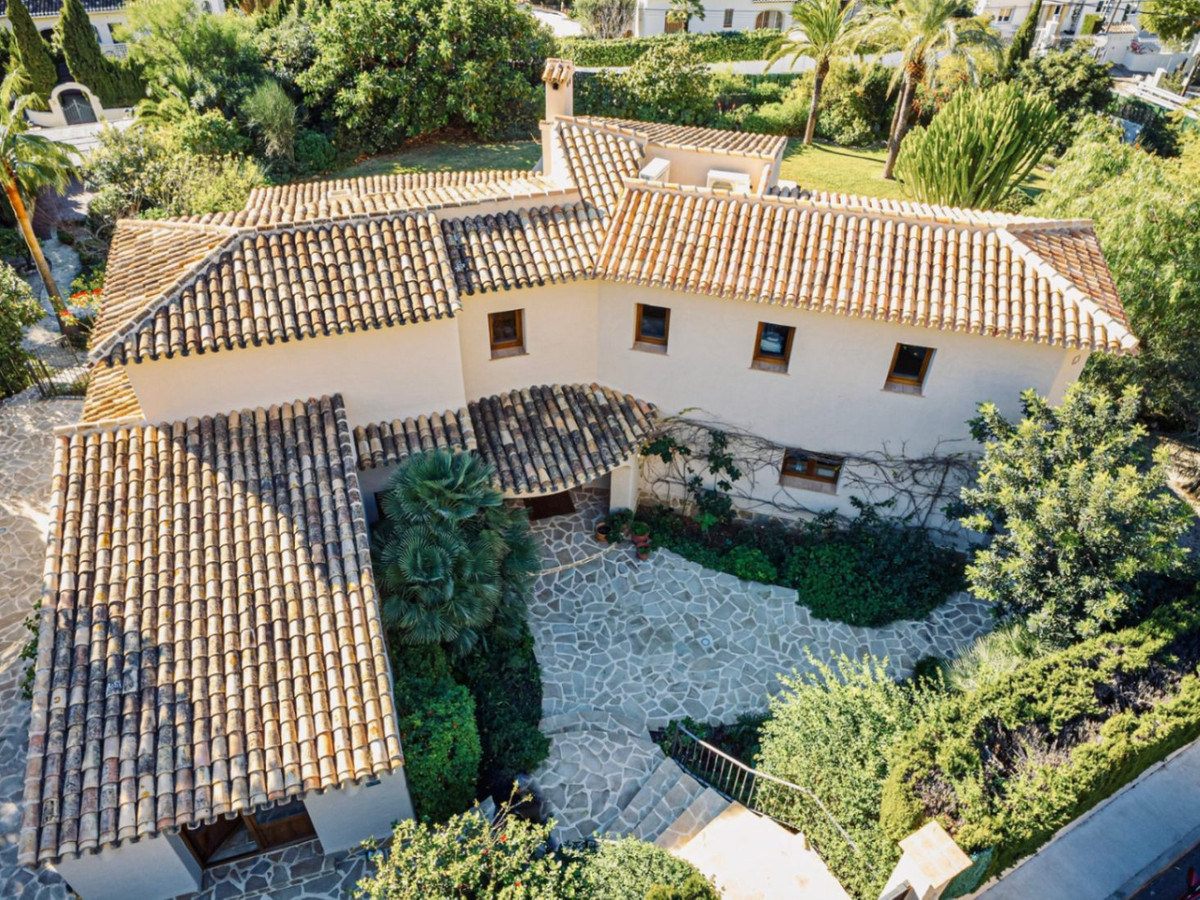 Vrijstaande Villa te koop in Javea | 5 slaapkamers H5261401