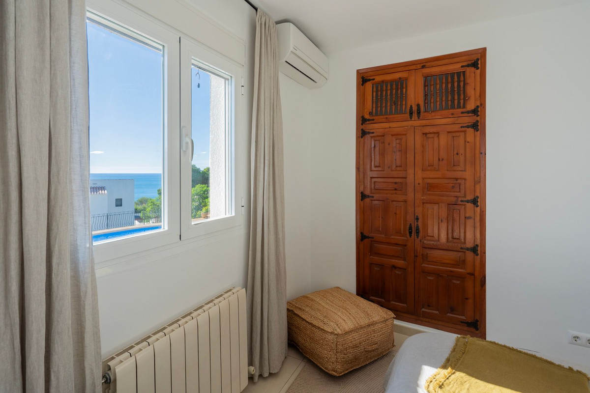 Vrijstaande Villa te koop in Javea | 4 slaapkamers H5286721