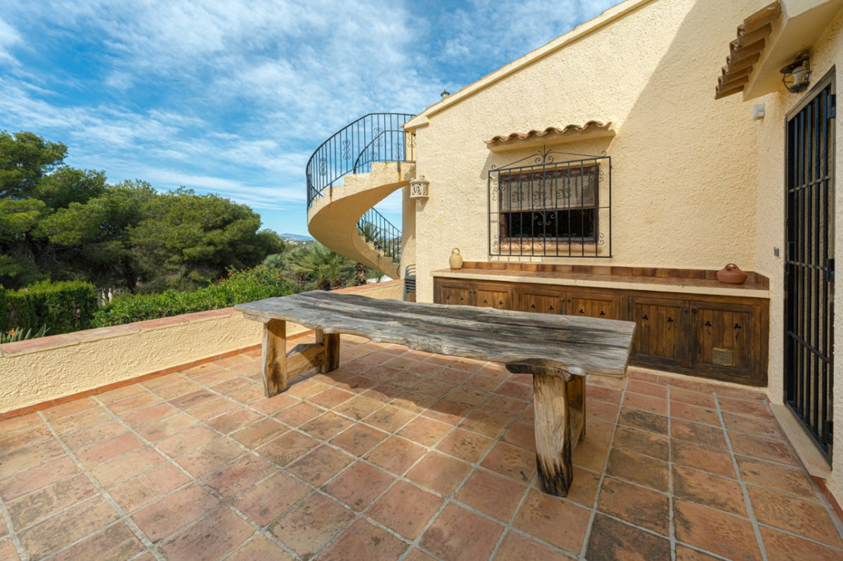 Vrijstaande Villa te koop in Javea | 5 slaapkamers H5308528