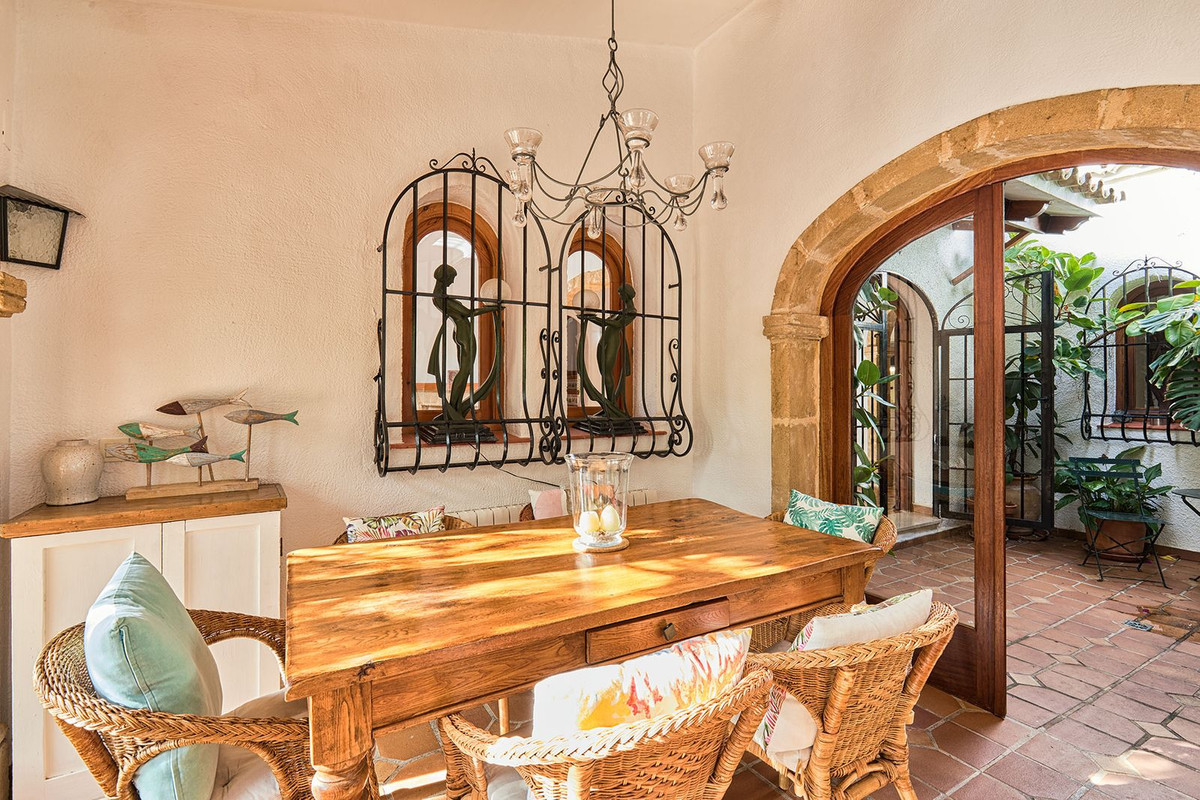 Vrijstaande Villa te koop in Javea | 4 slaapkamers H5321692