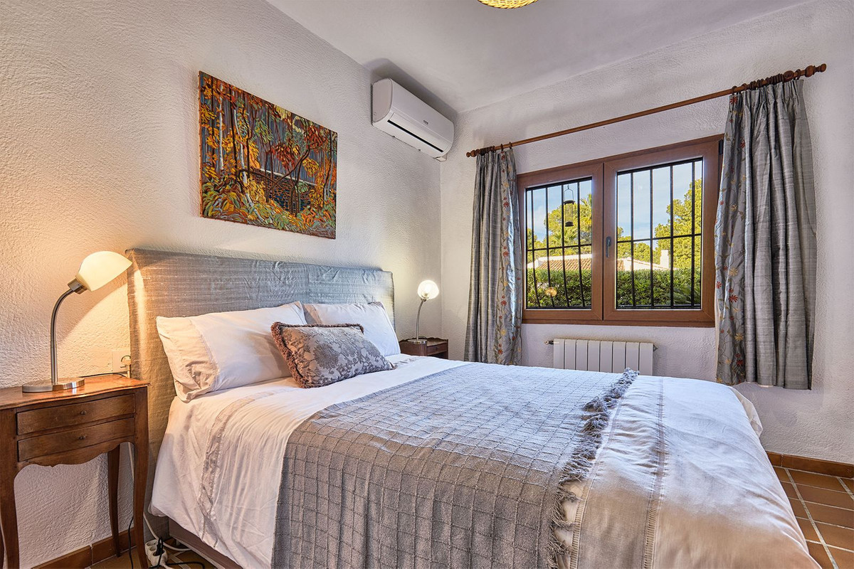 Vrijstaande Villa te koop in Javea | 4 slaapkamers H5321692