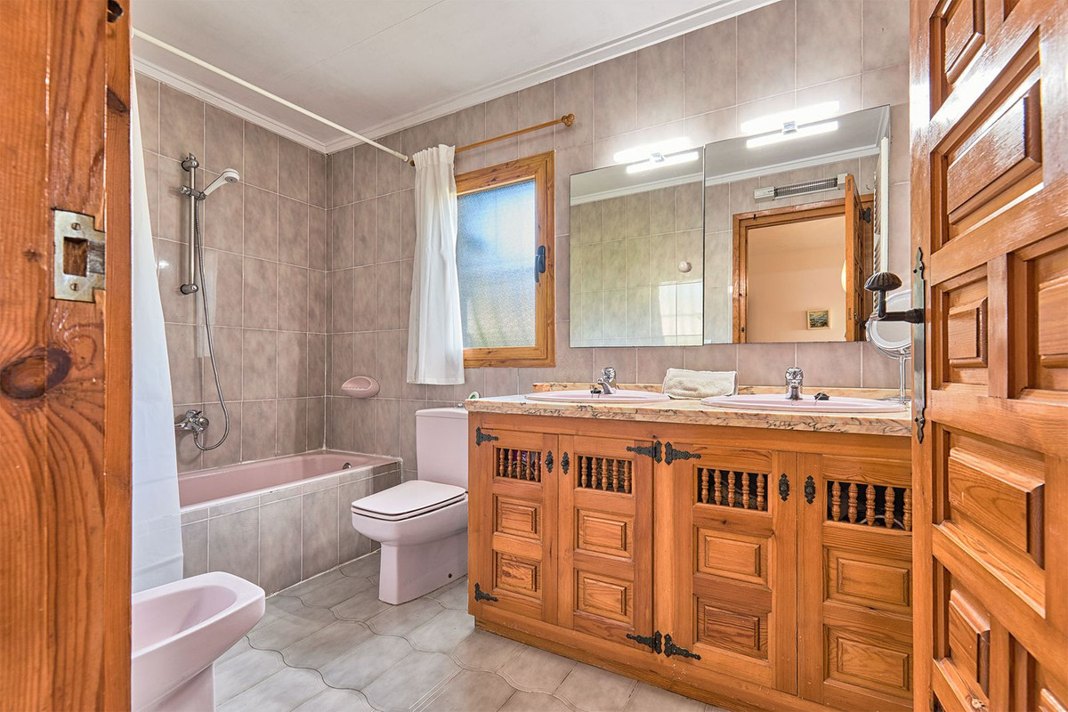 Vrijstaande Villa te koop in Javea | 4 slaapkamers H5321692