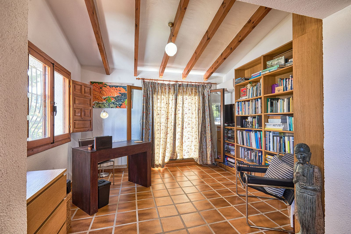 Vrijstaande Villa te koop in Javea | 4 slaapkamers H5321692