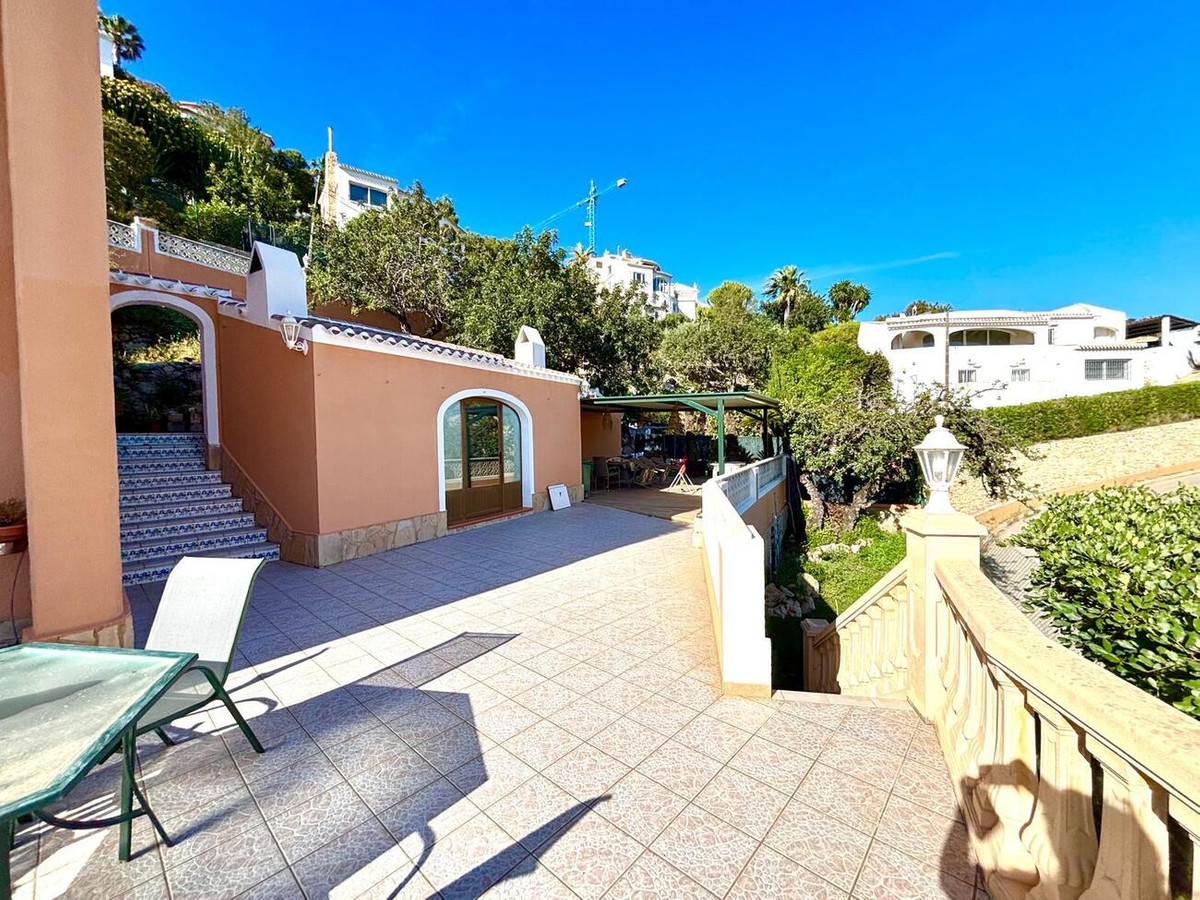 Vrijstaande Villa te koop in Javea | 4 slaapkamers H5322223