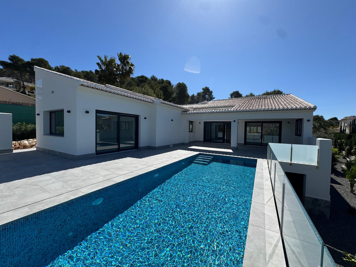 Vrijstaande Villa te koop in Javea | 3 slaapkamers H5349529