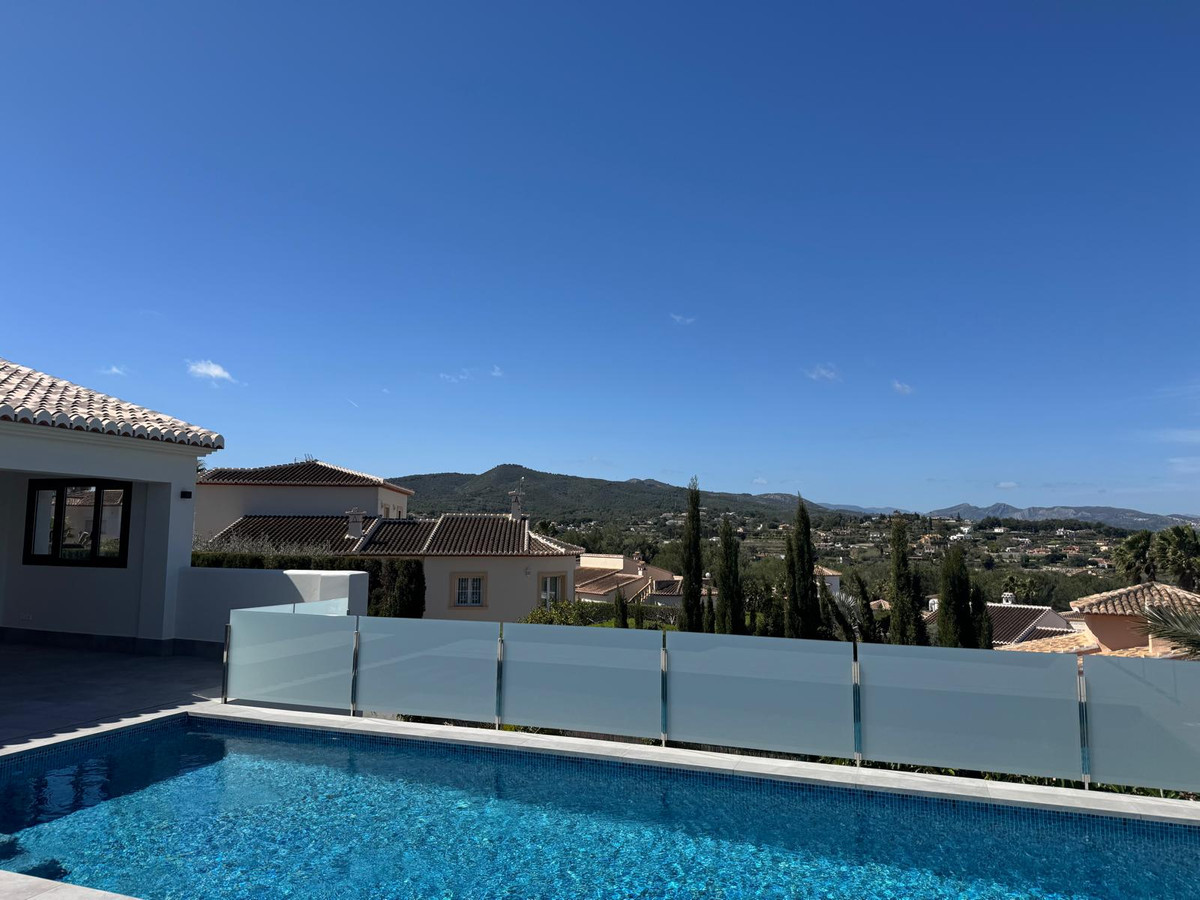 Vrijstaande Villa te koop in Javea | 3 slaapkamers H5349529