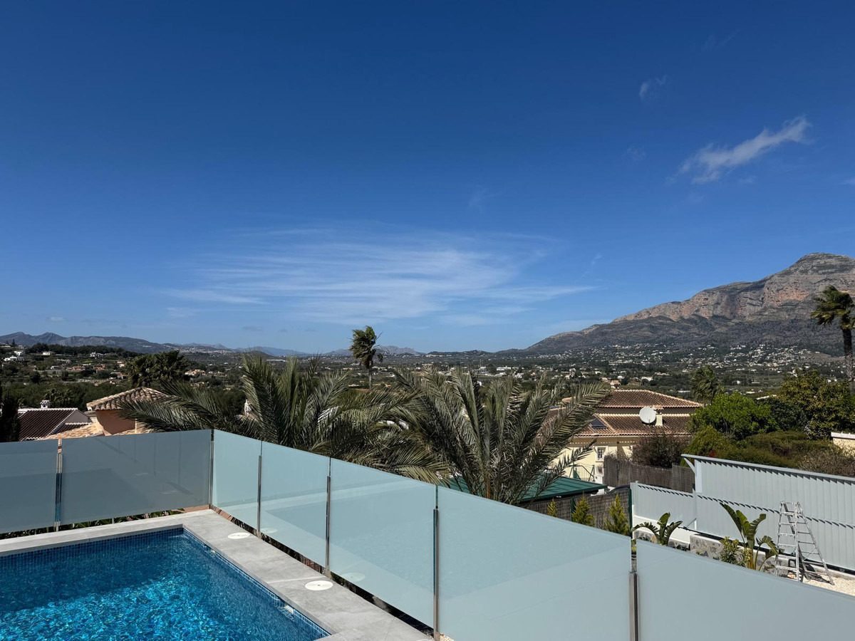 Vrijstaande Villa te koop in Javea | 3 slaapkamers H5349529