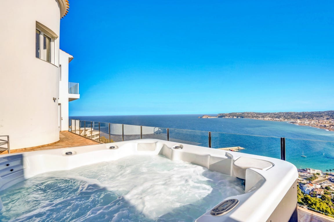 Vrijstaande Villa te koop in Javea | 5 slaapkamers H5368618