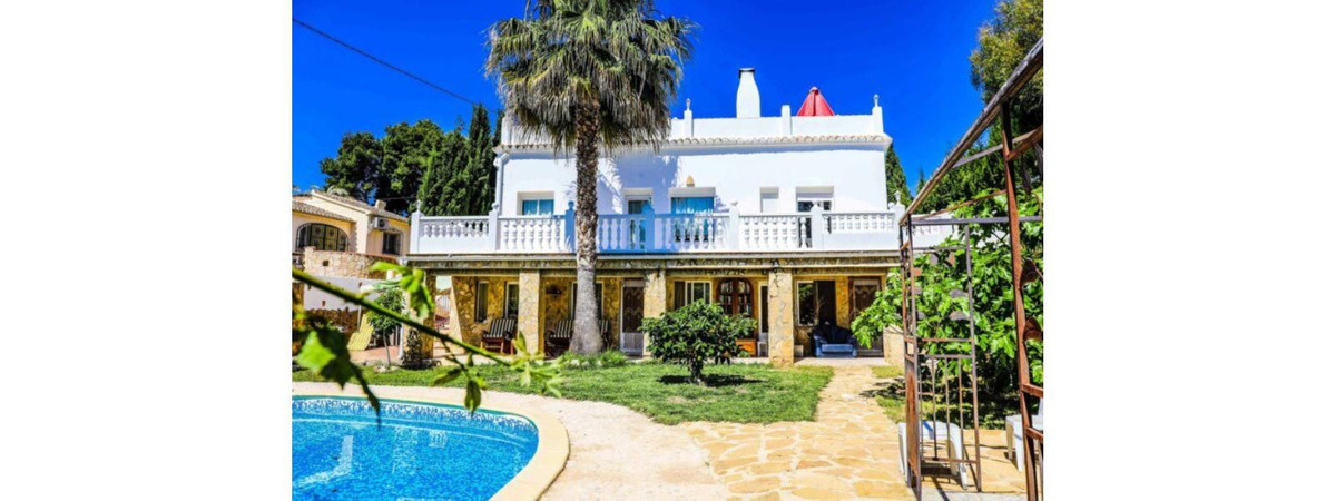 Vrijstaande Villa te koop in Javea | 9 slaapkamers H5381980