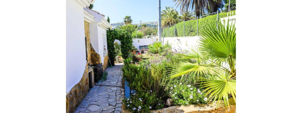 Vrijstaande Villa te koop in Javea | 9 slaapkamers H5381980