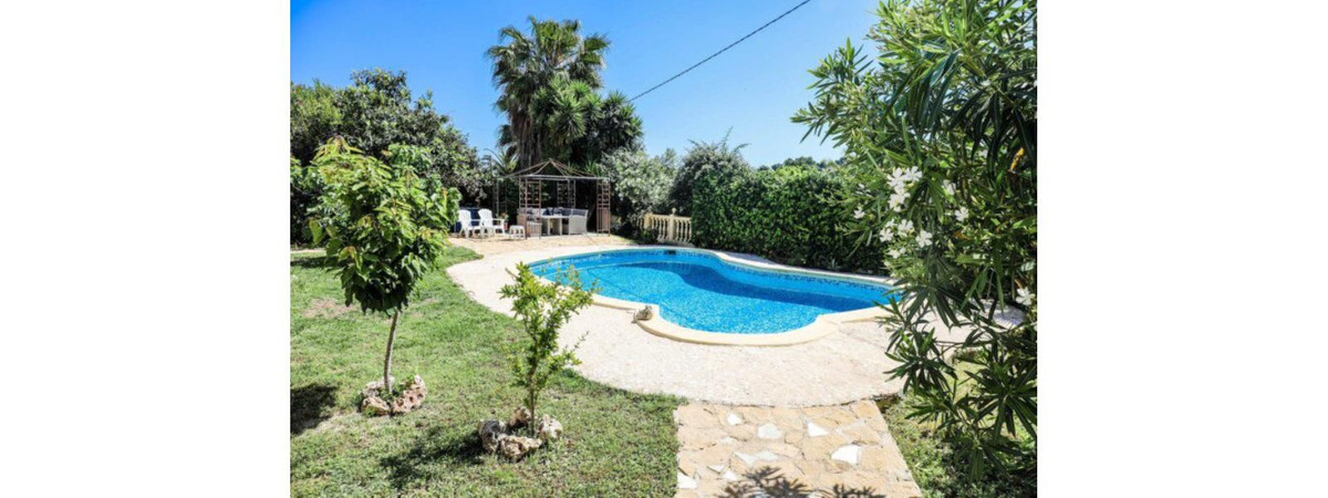 Vrijstaande Villa te koop in Javea | 9 slaapkamers H5381980