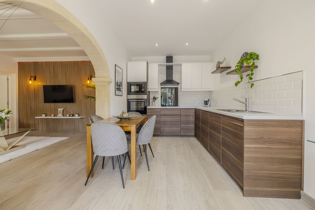 Gebouw te koop in Javea | 5 slaapkamers H5390407