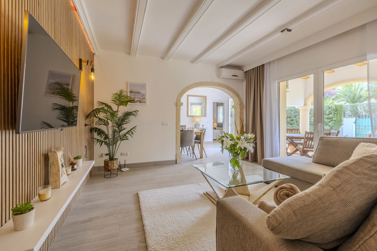 Gebouw te koop in Javea | 5 slaapkamers H5390407