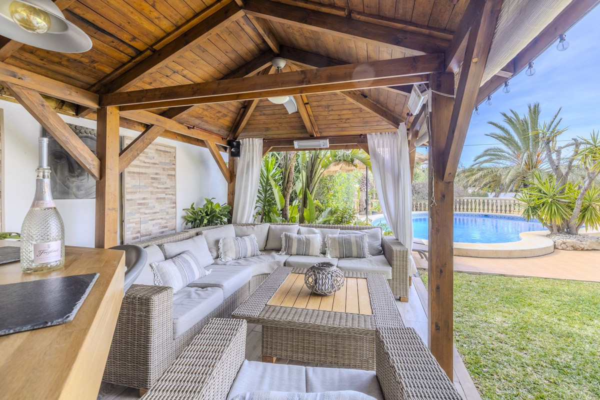 Gebouw te koop in Javea | 5 slaapkamers H5390407