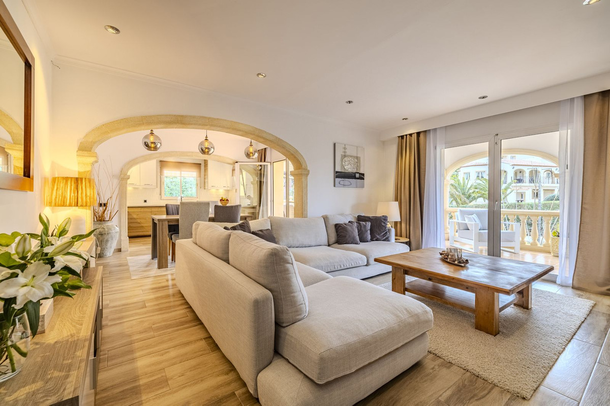 Gebouw te koop in Javea | 5 slaapkamers H5390407