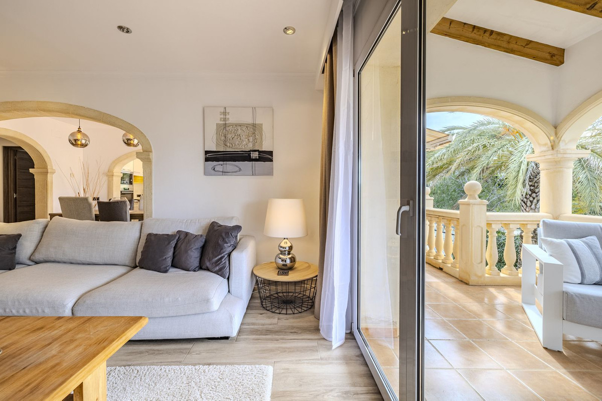 Gebouw te koop in Javea | 5 slaapkamers H5390407