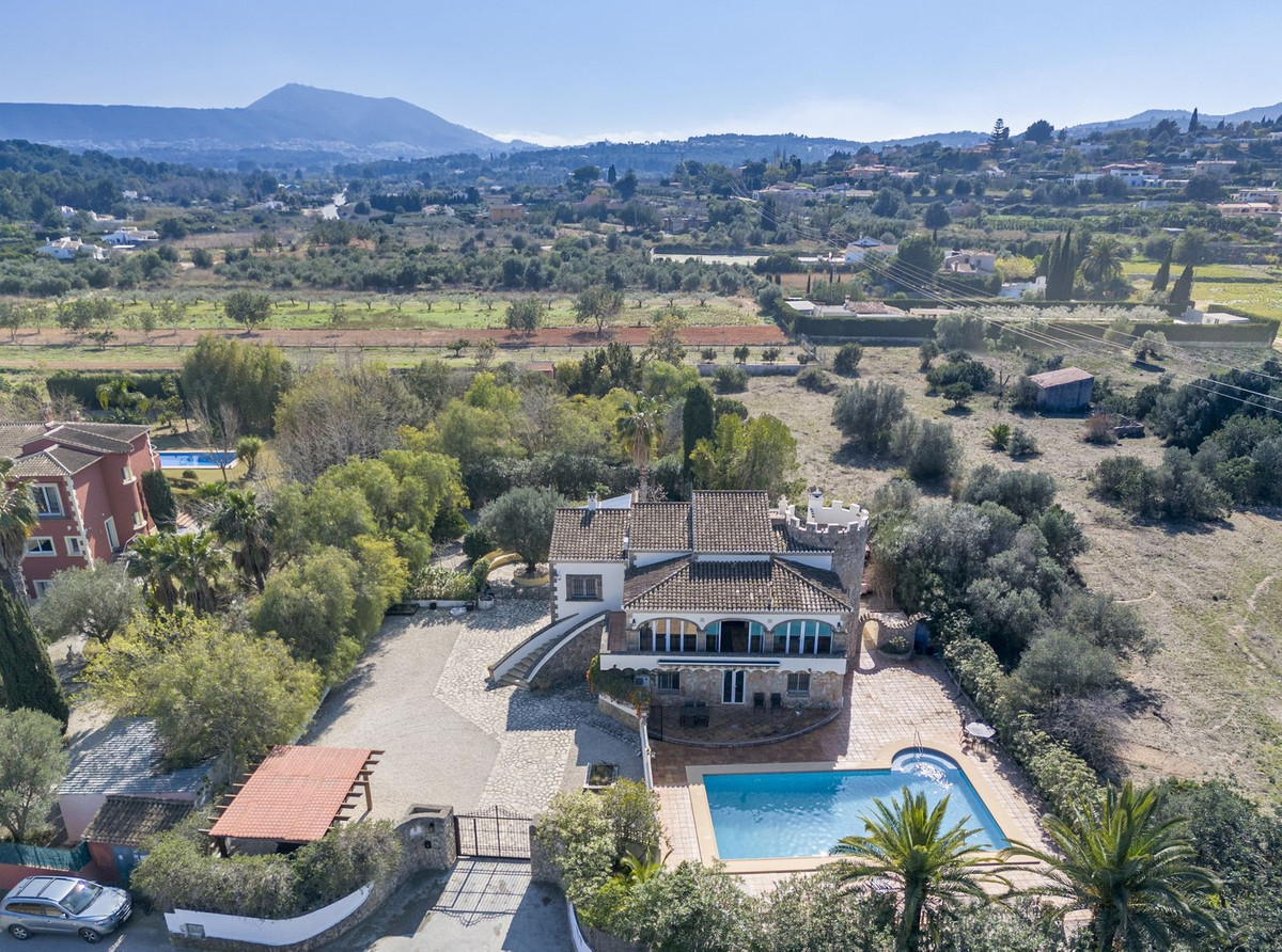 Vrijstaande Villa te koop in Javea | 6 slaapkamers H5391157