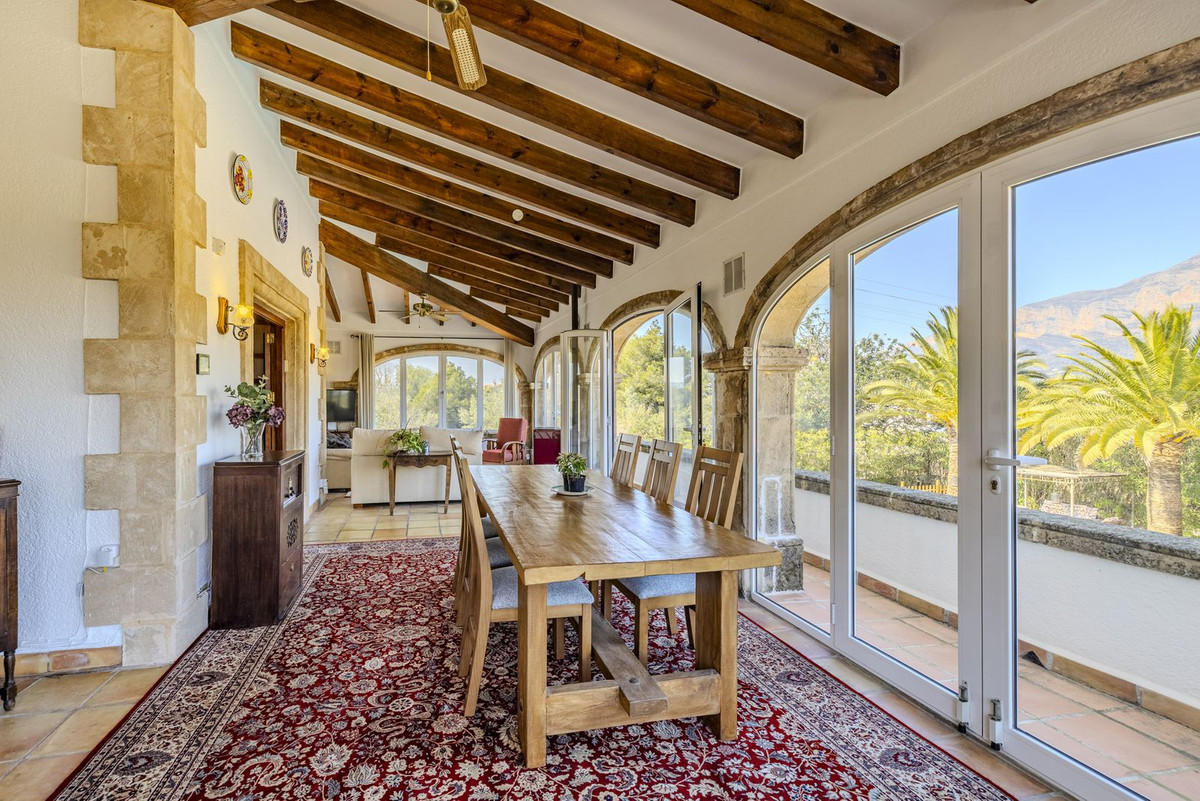 Vrijstaande Villa te koop in Javea | 6 slaapkamers H5391157