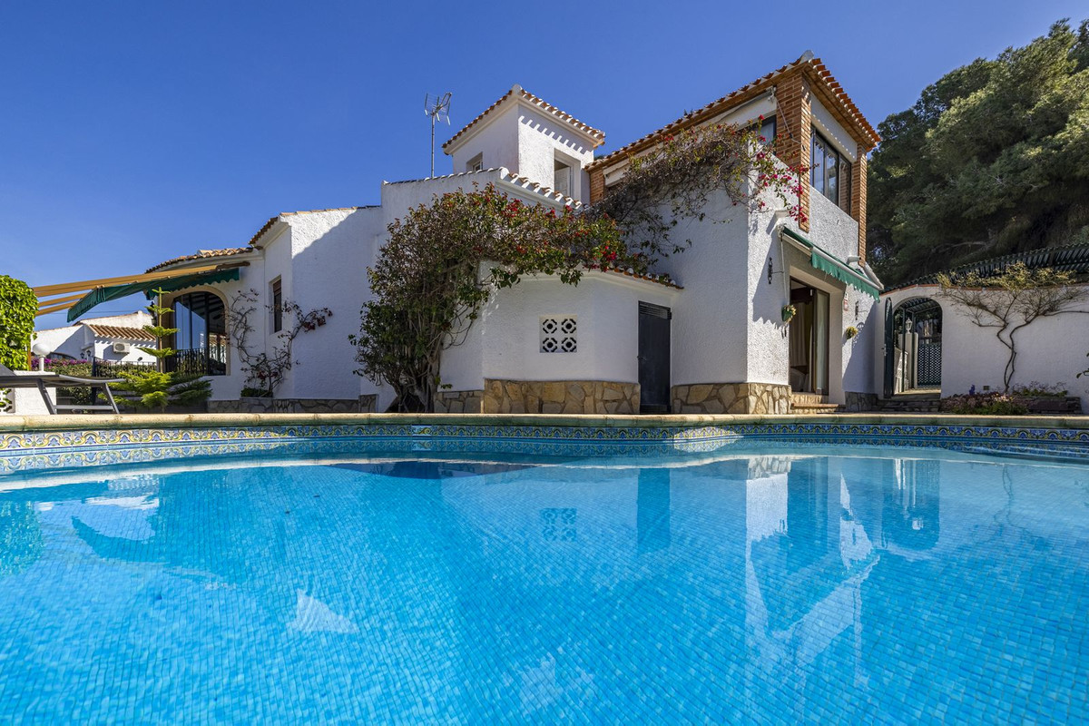 Vrijstaande Villa te koop in Javea | 4 slaapkamers H5391181