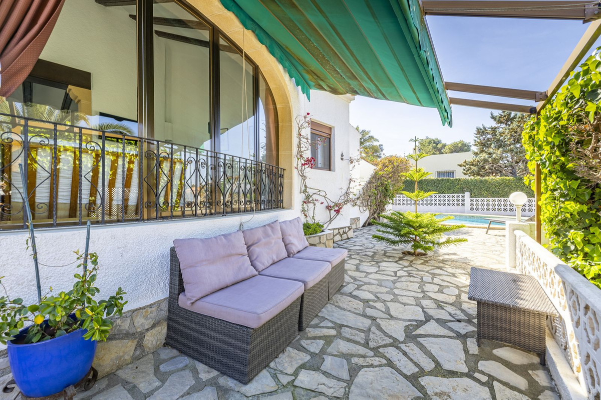 Vrijstaande Villa te koop in Javea | 4 slaapkamers H5391181