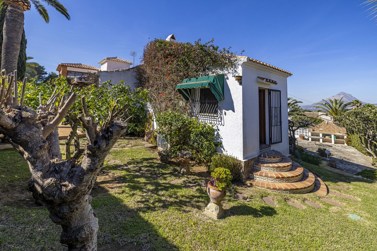 Vrijstaande Villa te koop in Javea | 4 slaapkamers H5391181