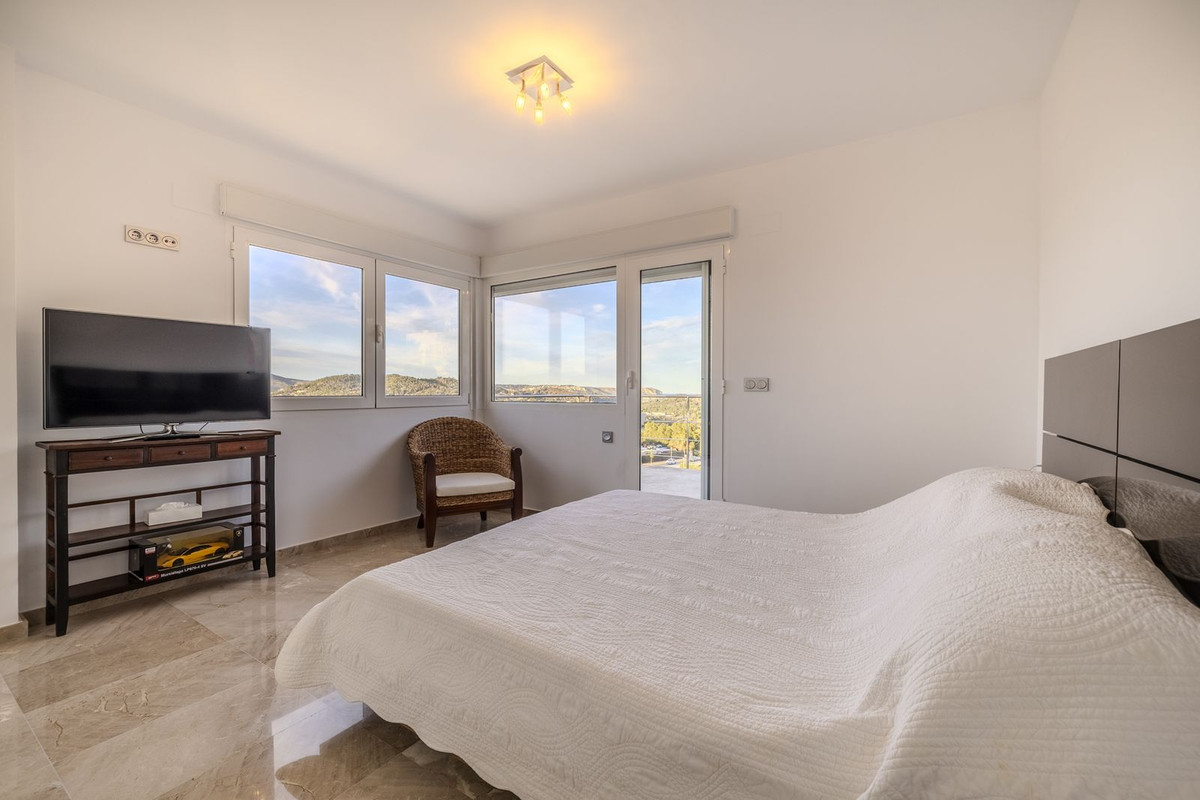 Vrijstaande Villa te koop in Javea | 5 slaapkamers H5393119
