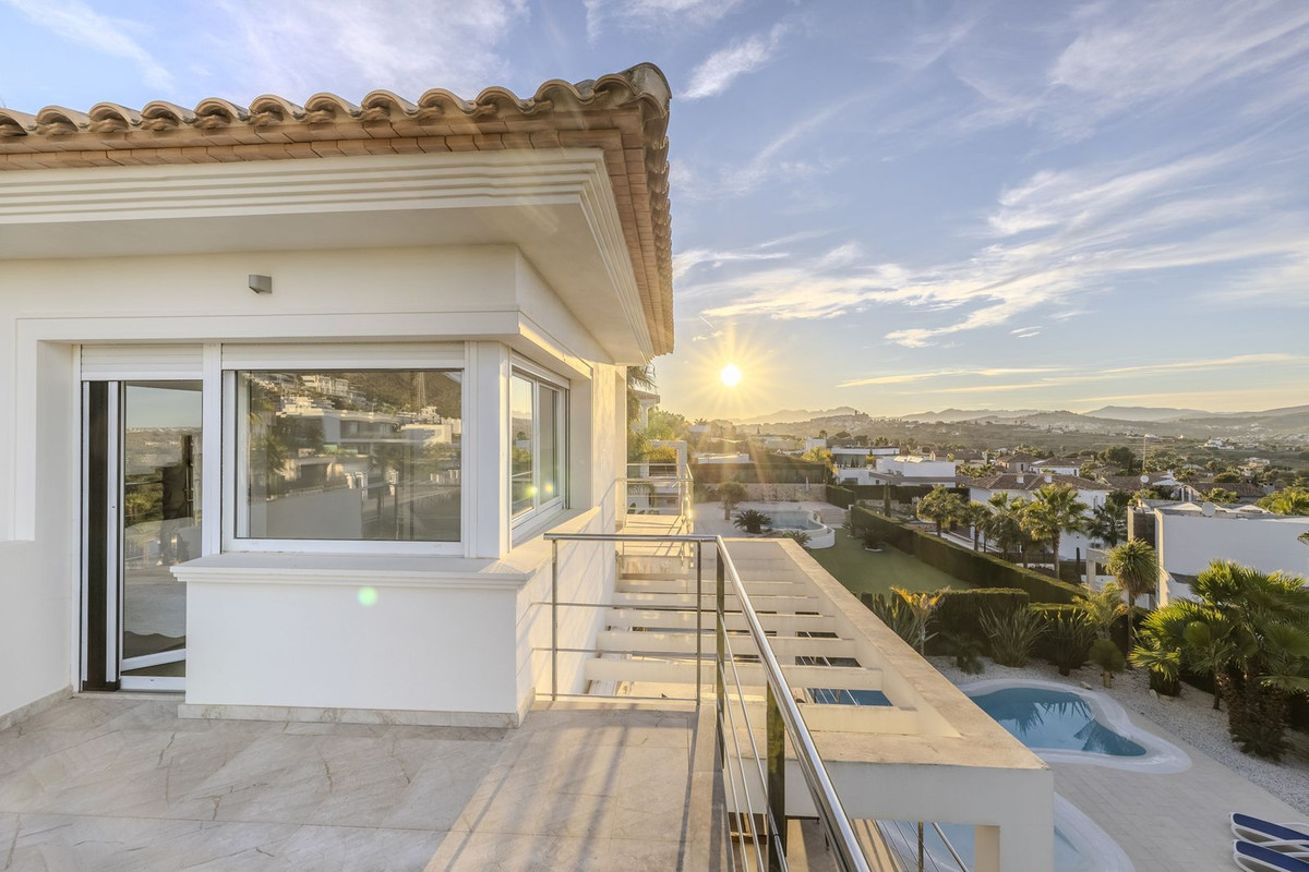 Vrijstaande Villa te koop in Javea | 5 slaapkamers H5393119