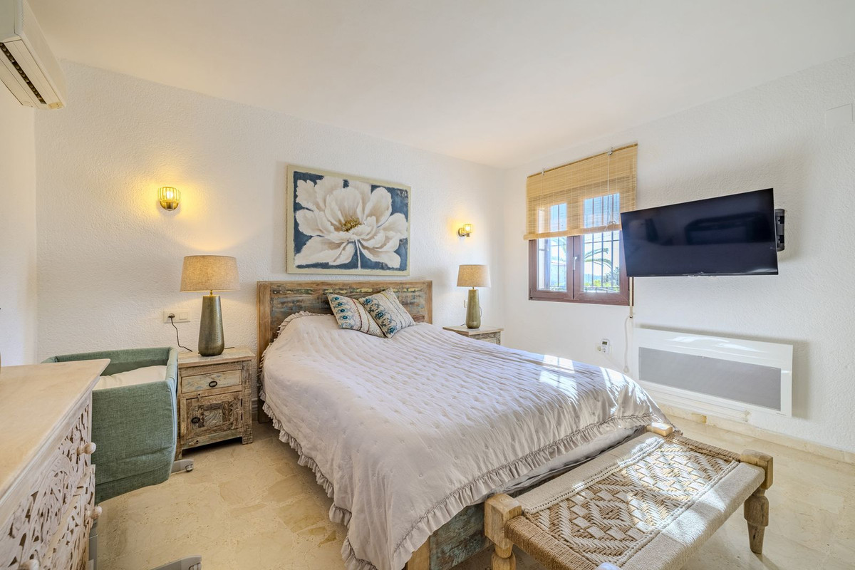 Geschakelde Woning te koop in Javea | 6 slaapkamers H5393206