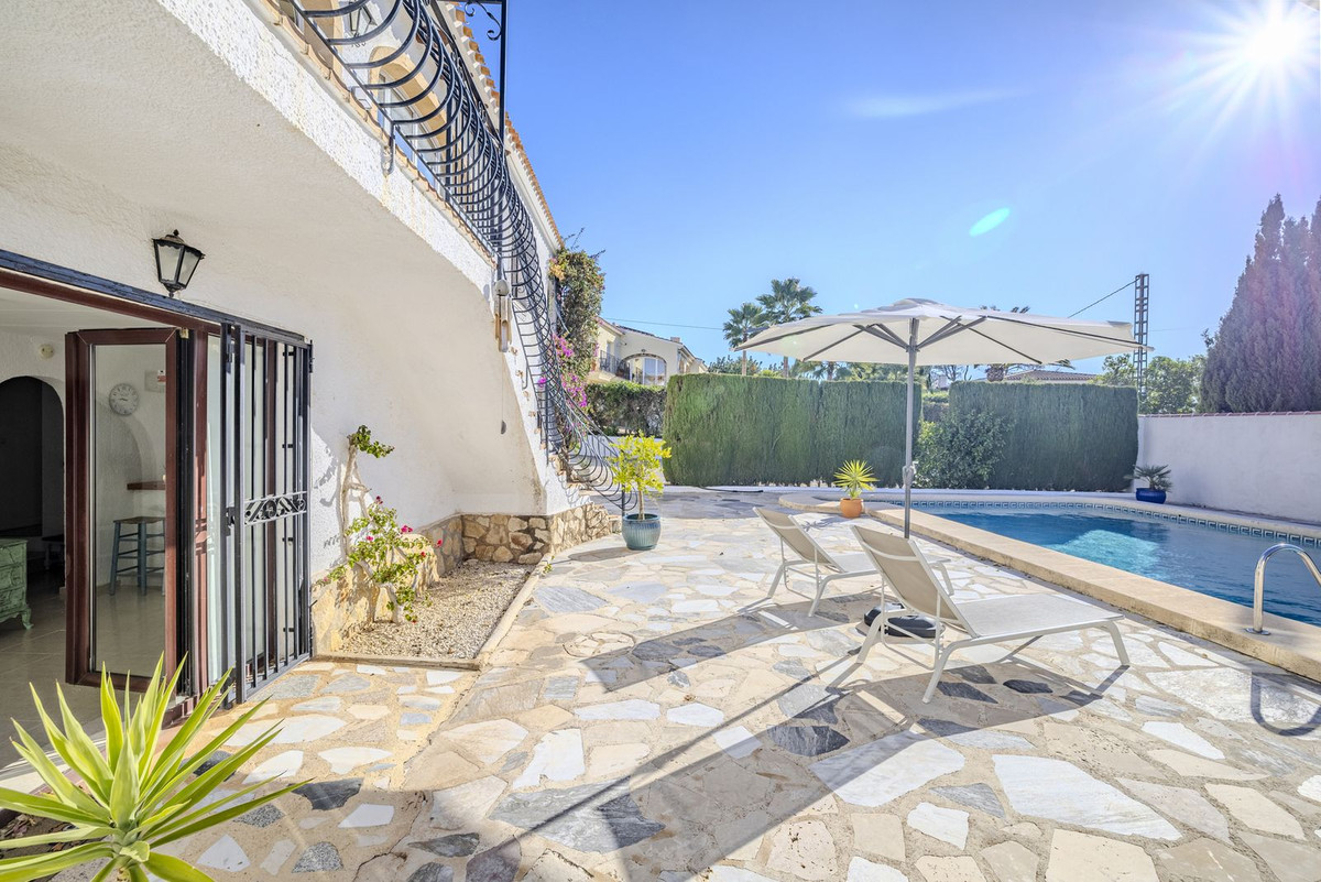 Geschakelde Woning te koop in Javea | 6 slaapkamers H5393206
