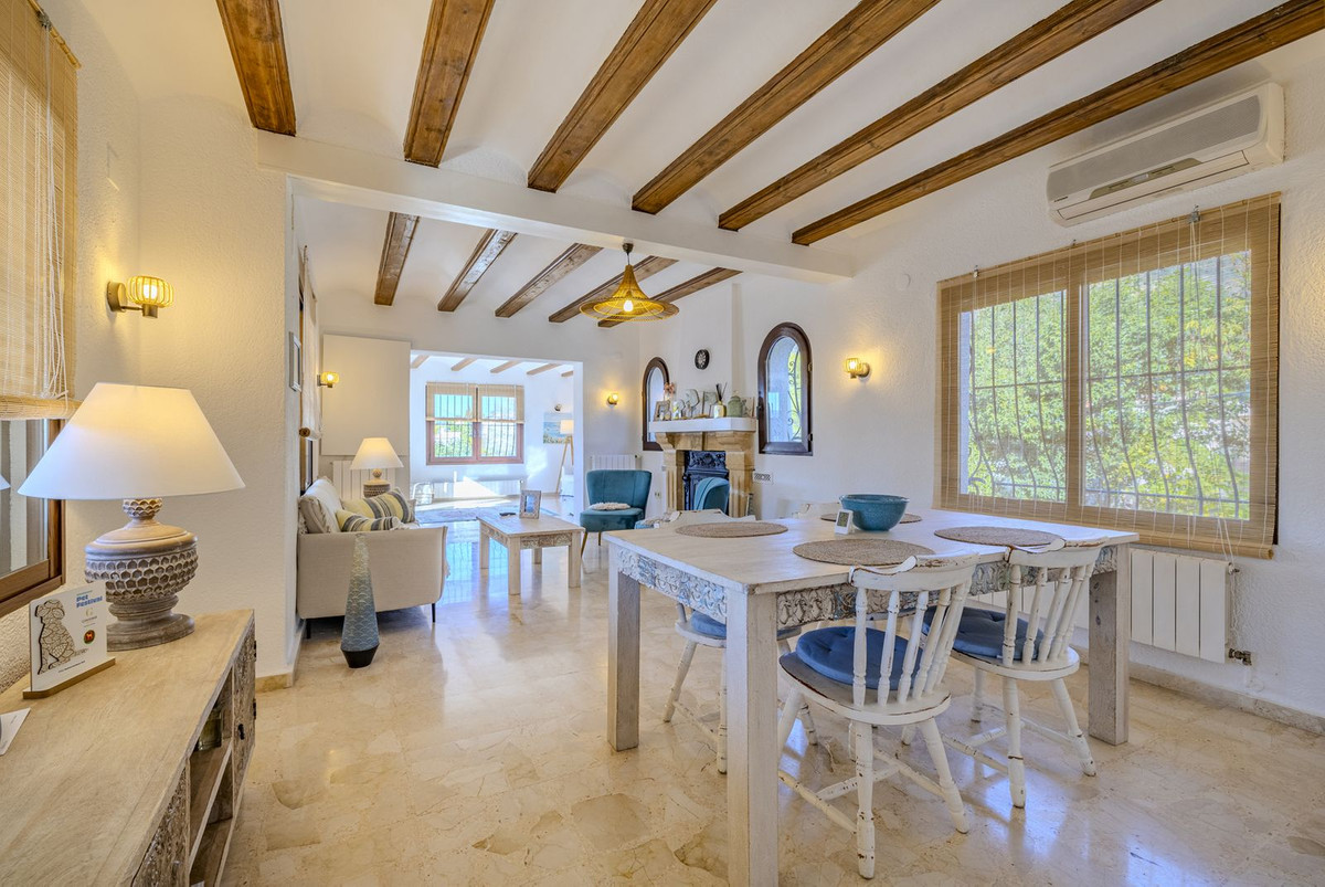 Geschakelde Woning te koop in Javea | 6 slaapkamers H5393206