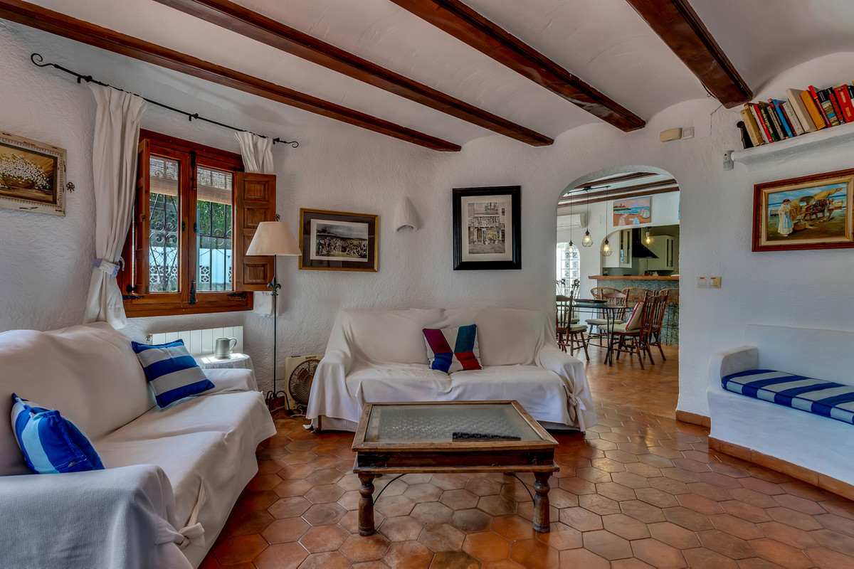 Vrijstaande Villa te koop in Javea | 4 slaapkamers H5446126