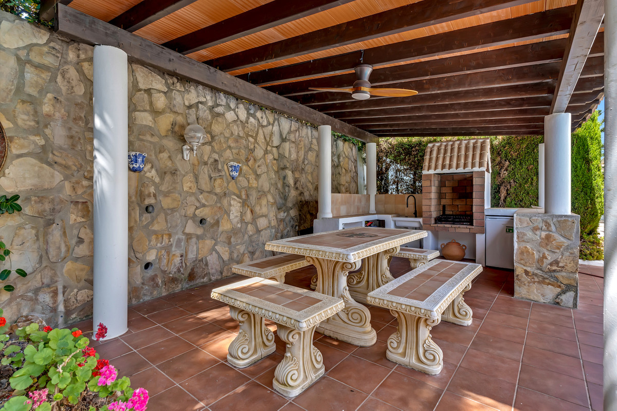 Vrijstaande Villa te koop in Javea | 4 slaapkamers H5446126