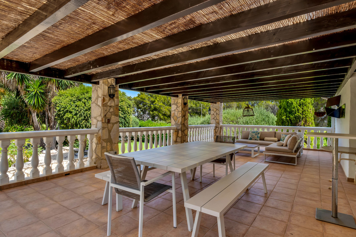 Vrijstaande Villa te koop in Javea | 4 slaapkamers H5446126