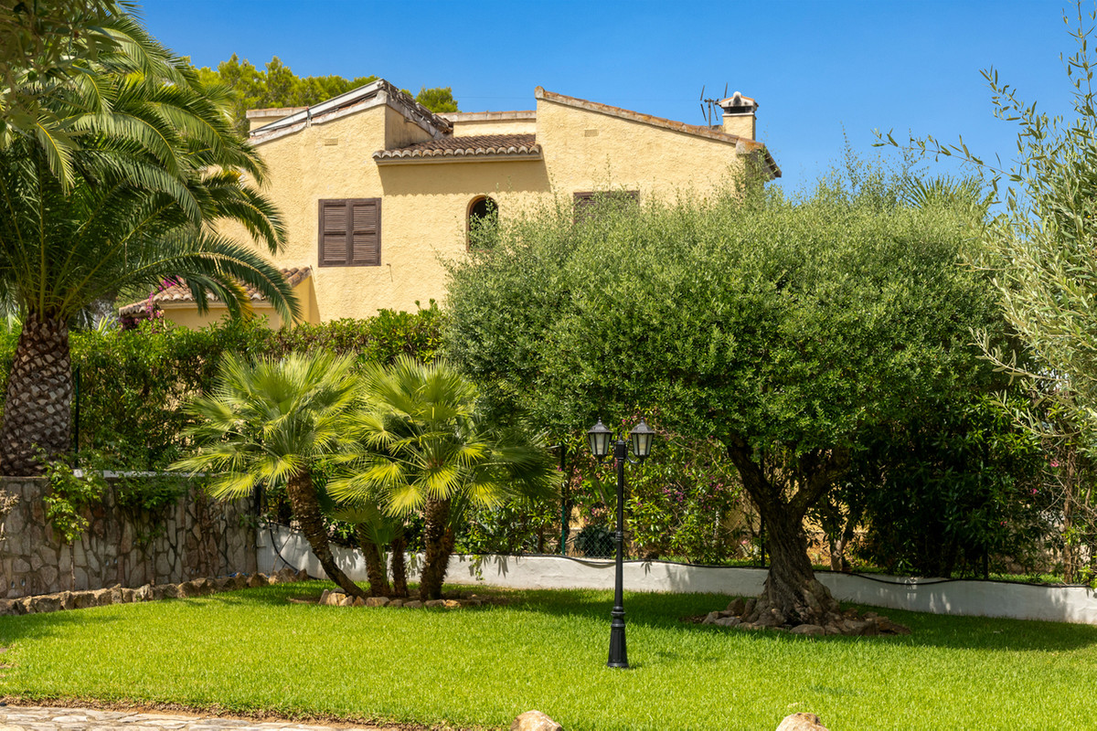 Vrijstaande Villa te koop in Javea | 4 slaapkamers H5446126