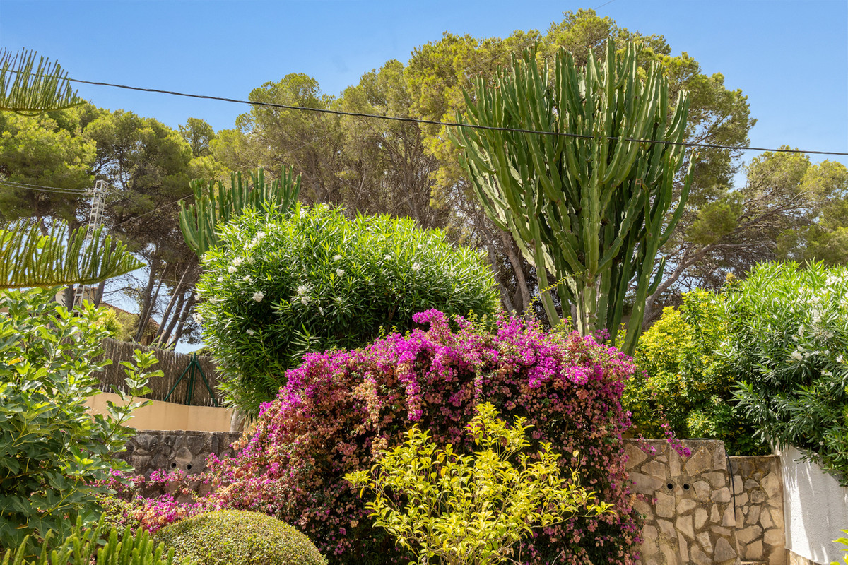 Vrijstaande Villa te koop in Javea | 4 slaapkamers H5446126