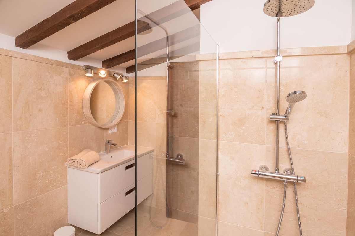 Property main view 33