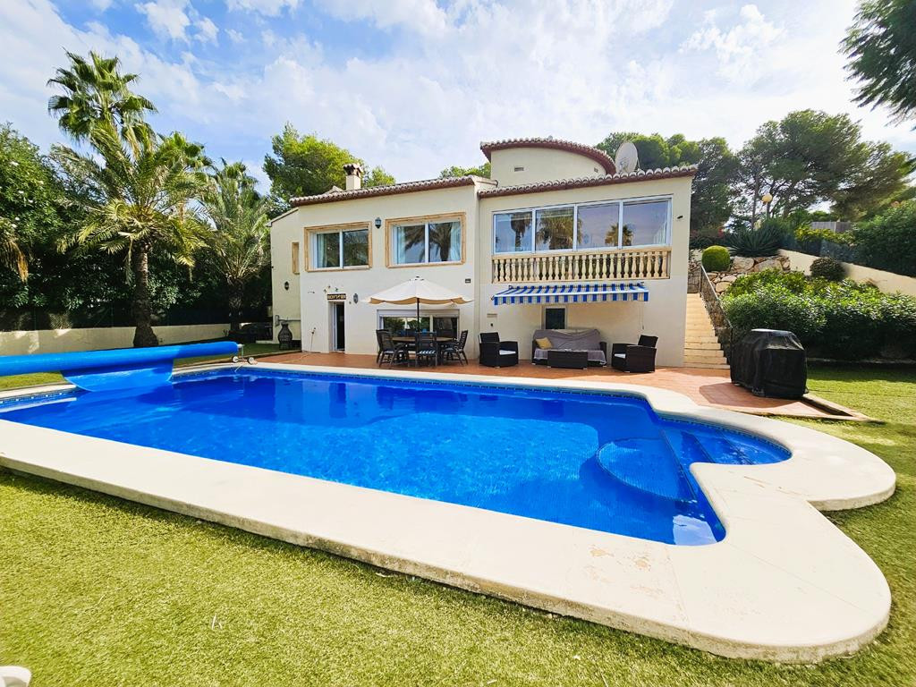 Vrijstaande Villa te koop in Javea | 3 slaapkamers H5521291