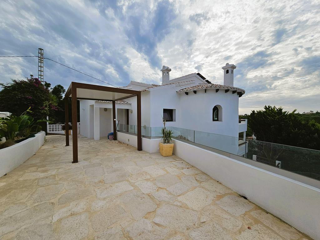 Vrijstaande Villa te koop in Javea | 7 slaapkamers H5521294
