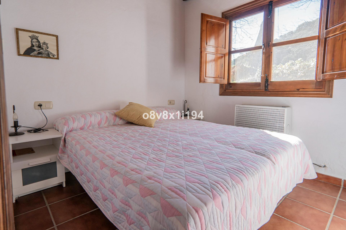 Finca - Cortijo te koop in Jubrique | 5 slaapkamers H4955917