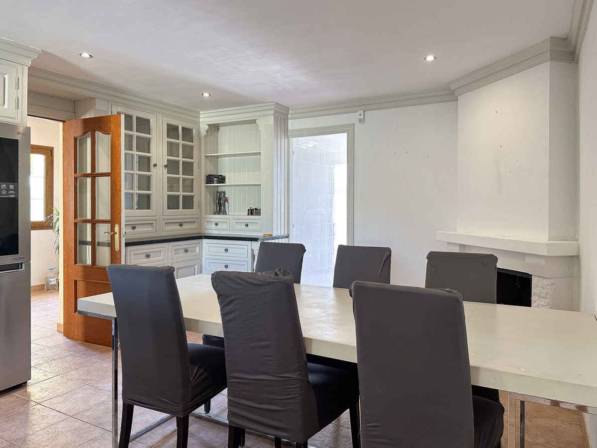 Huis te koop in La Atalaya | 4 slaapkamers H5120755
