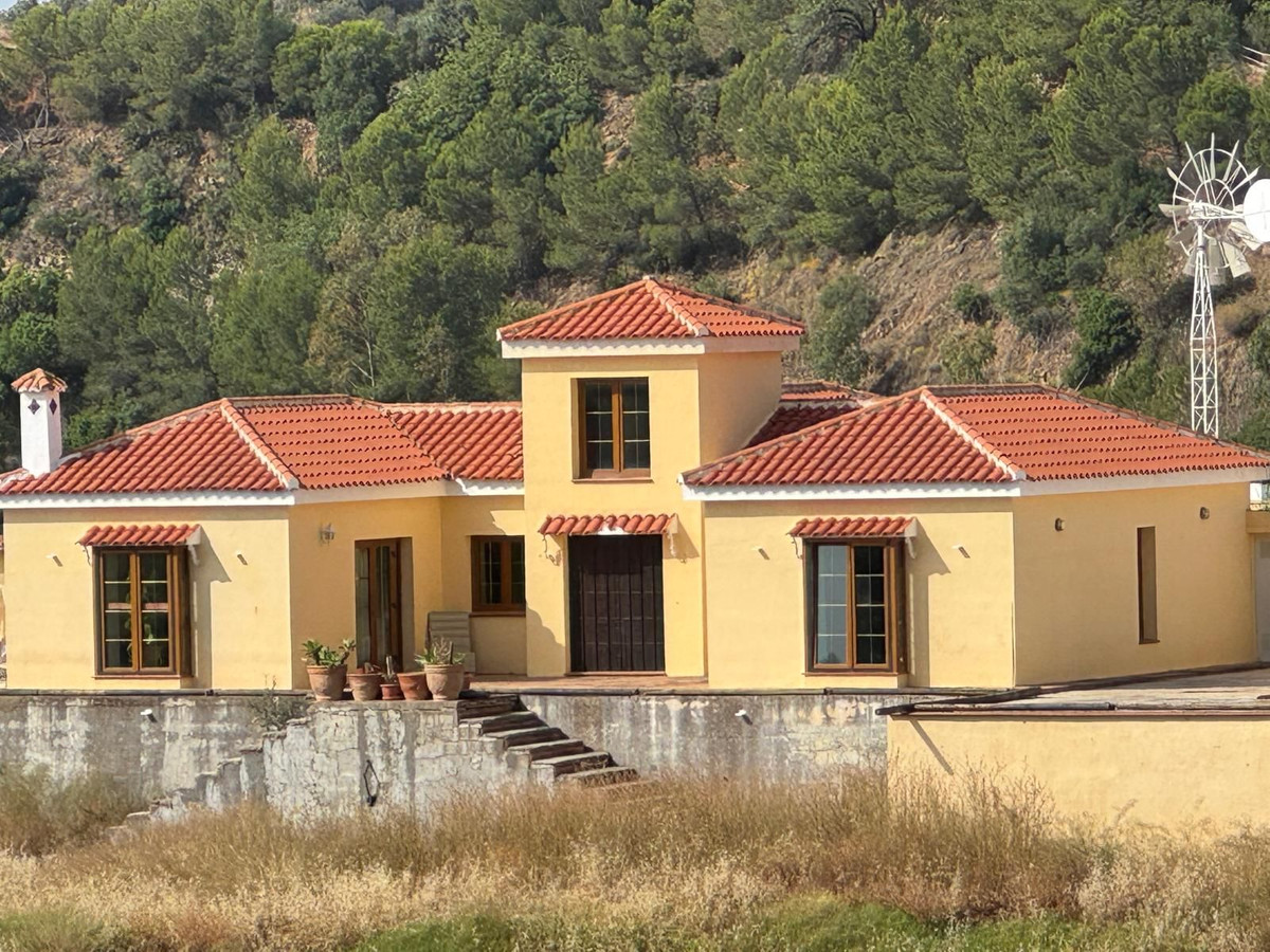 Huis te koop in La Atalaya | 4 slaapkamers H5120755
