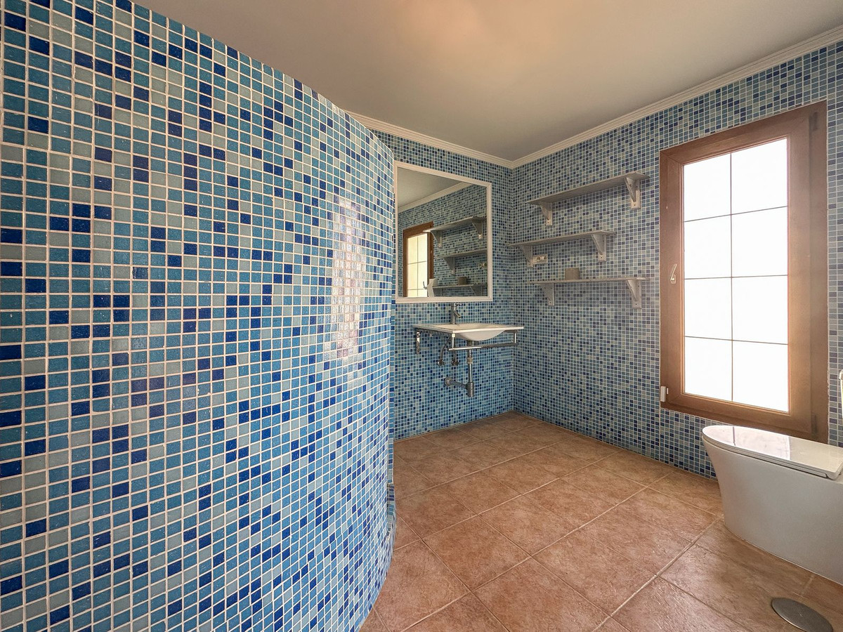 Huis te koop in La Atalaya | 4 slaapkamers H5120755
